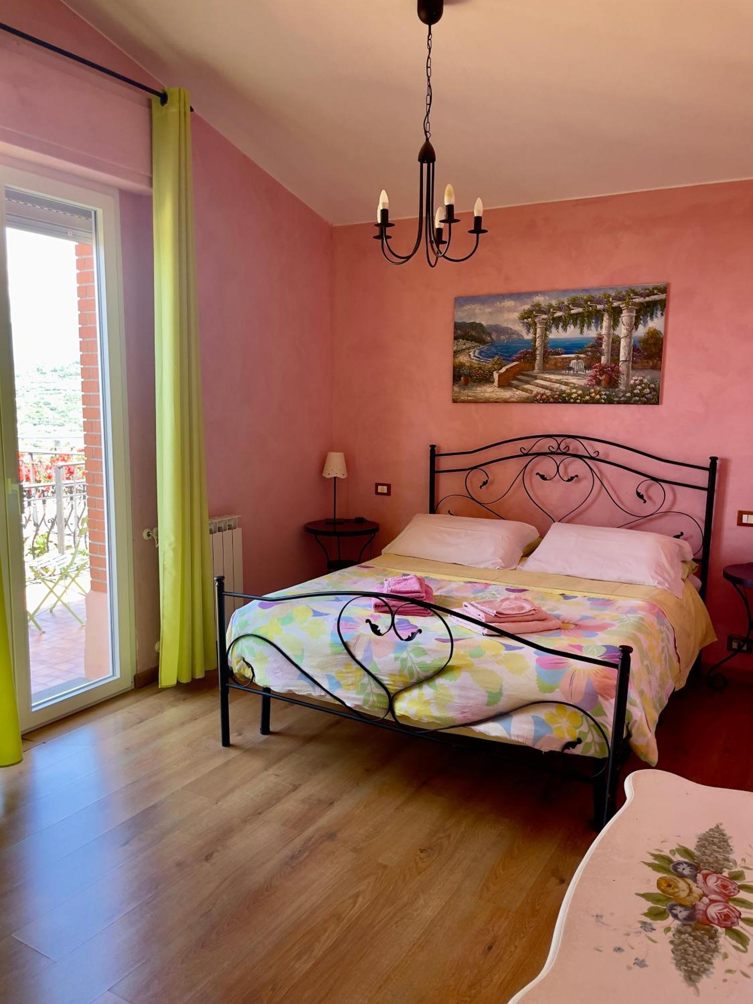 Villa Gaia - Luxury Villa, Pool & Wellness Rooms Bordighera Exteriör bild