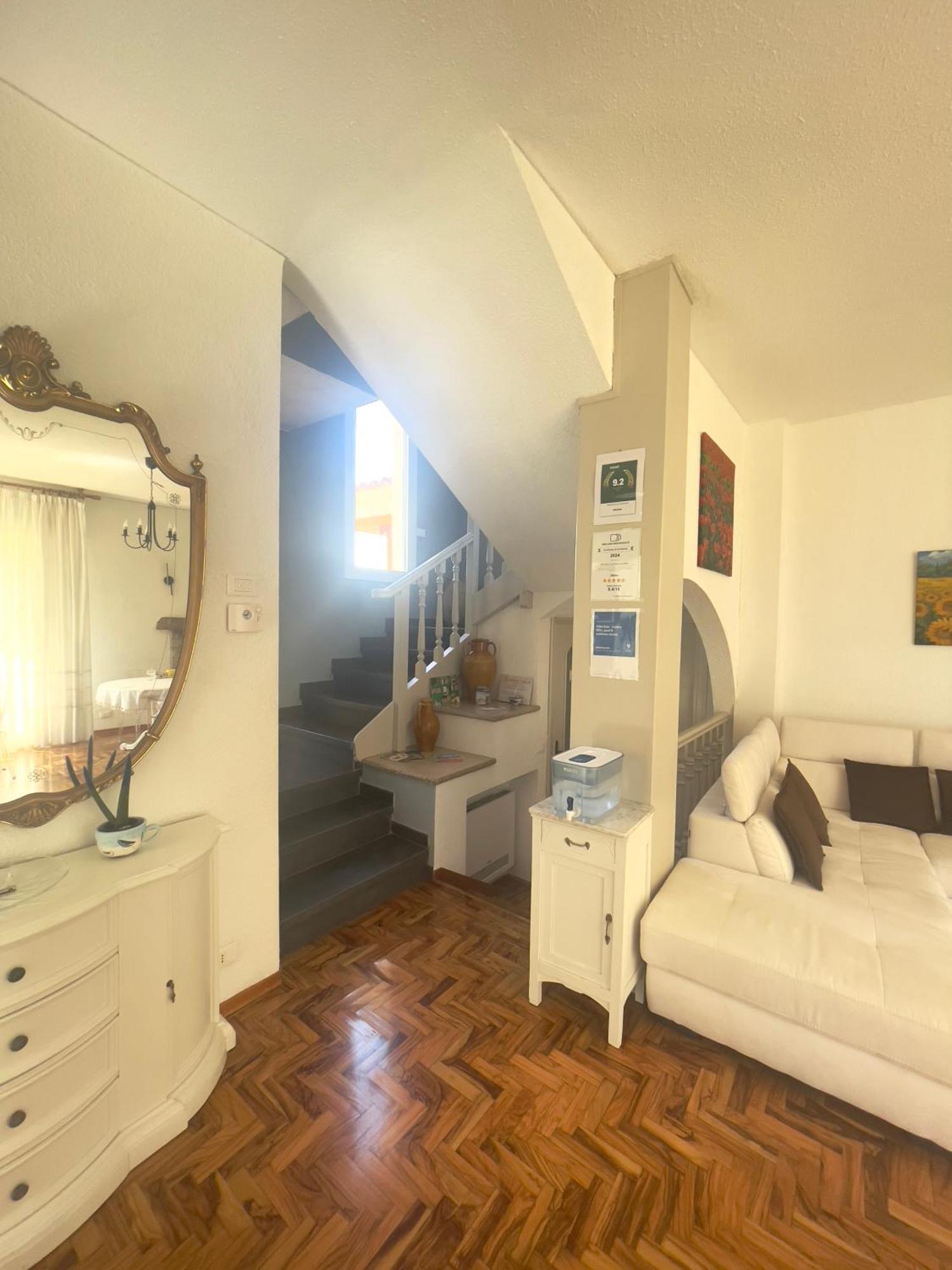 Villa Gaia - Luxury Villa, Pool & Wellness Rooms Bordighera Exteriör bild